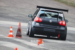 220